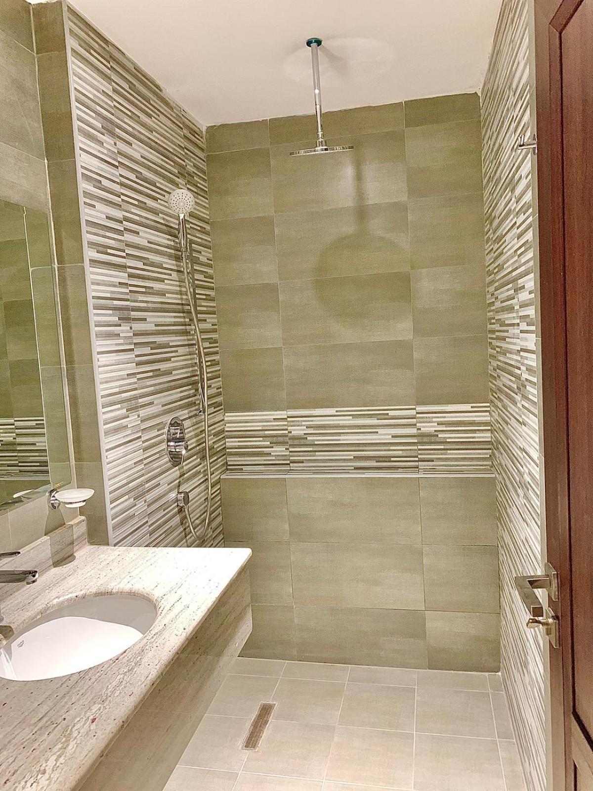 Iveria Hotel 2*